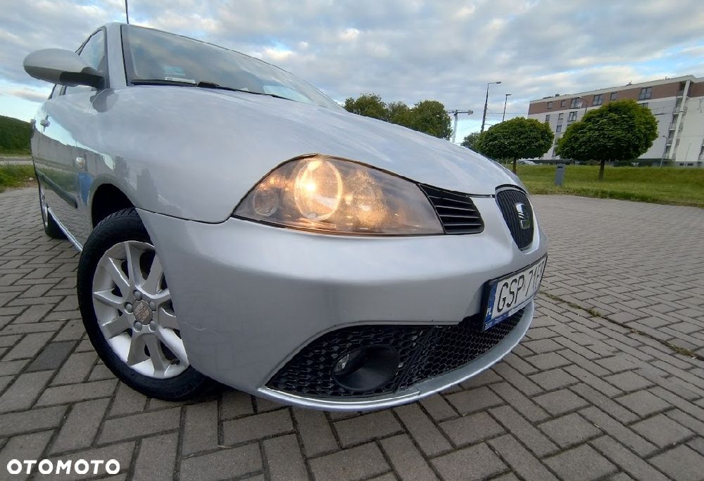 Seat Ibiza 1.6 16V Reference - 21