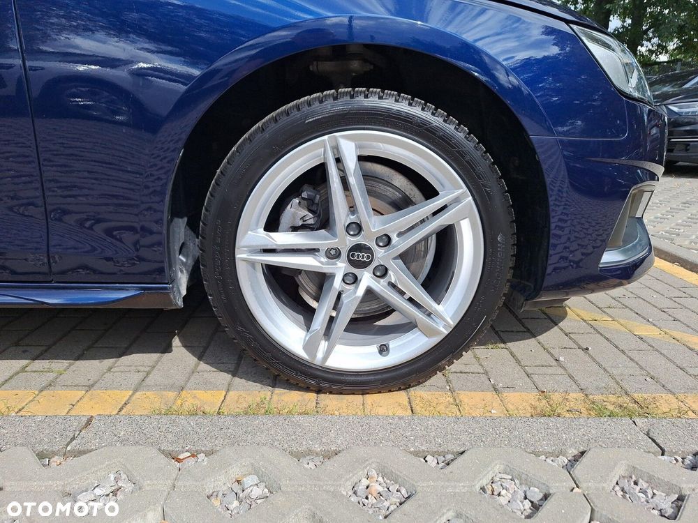 Audi A4 Avant 35 TFSI mHEV Advanced S tronic - 33