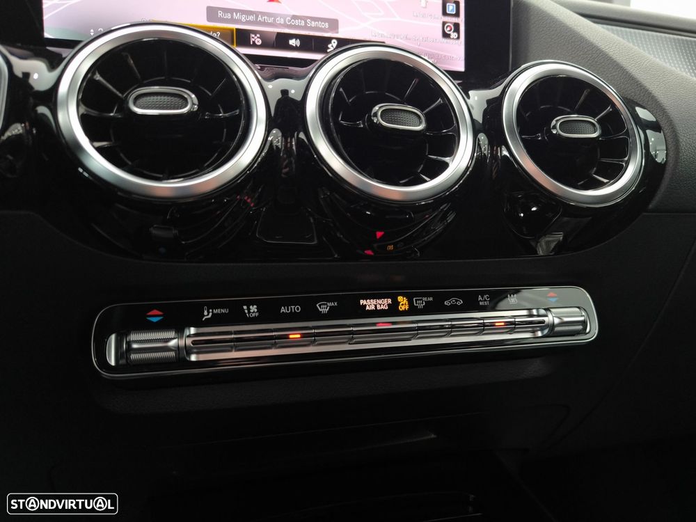 Mercedes-Benz GLA 250 e Progressive - 16