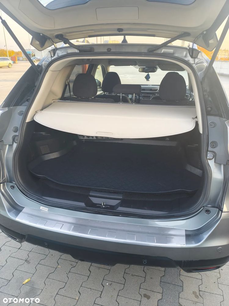 Nissan X-Trail - 11