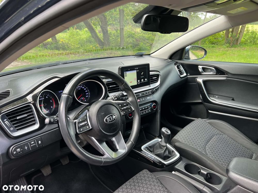 Kia Ceed 1.6 CRDi SCR L - 19