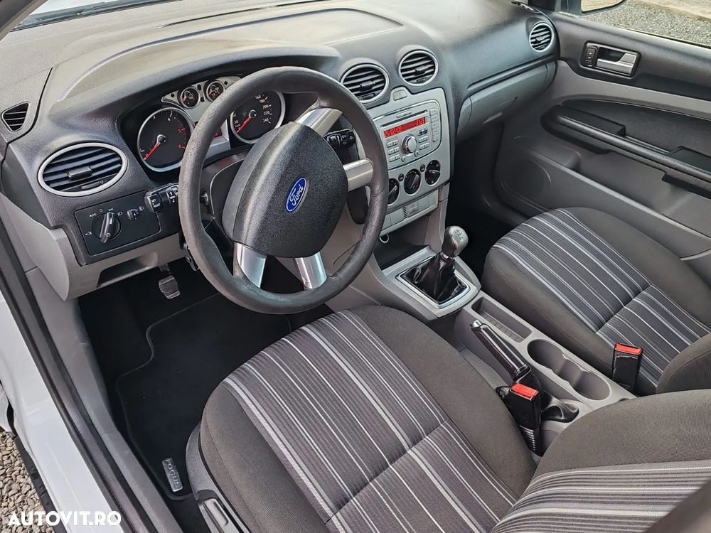 Ford Focus - 5