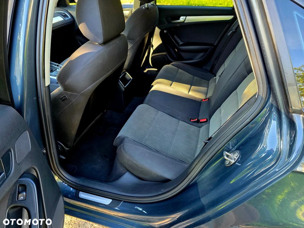 Audi A4 Limousine - 7
