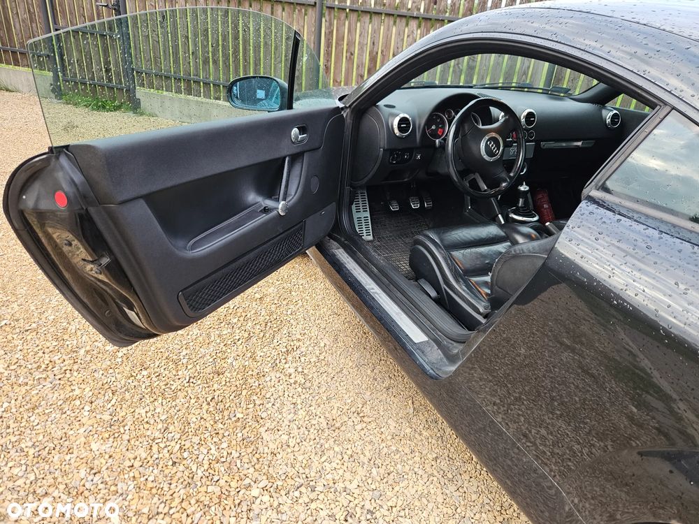 Audi TT Coupé 1.8T - 11