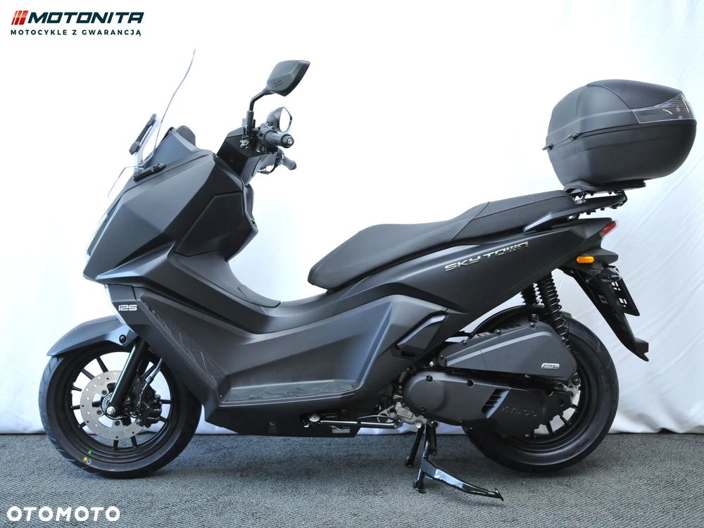 Kymco Skytown - 3