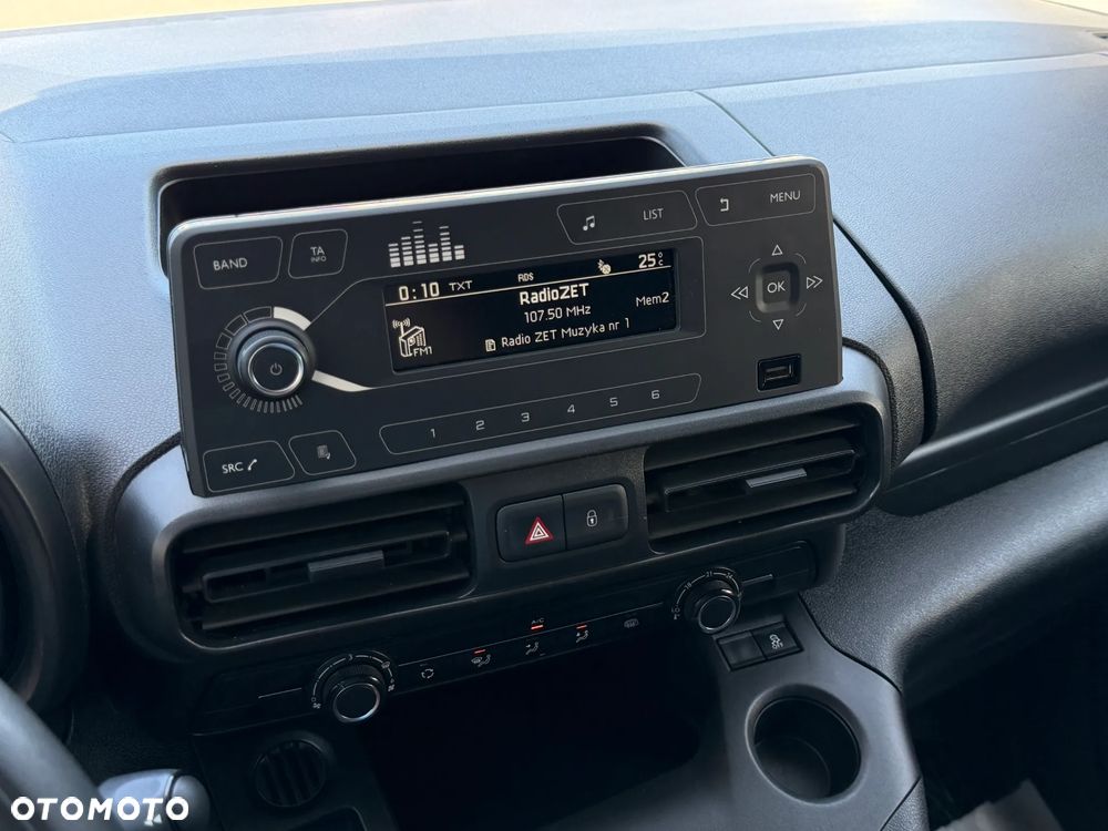 Citroën BERLINGO - 19