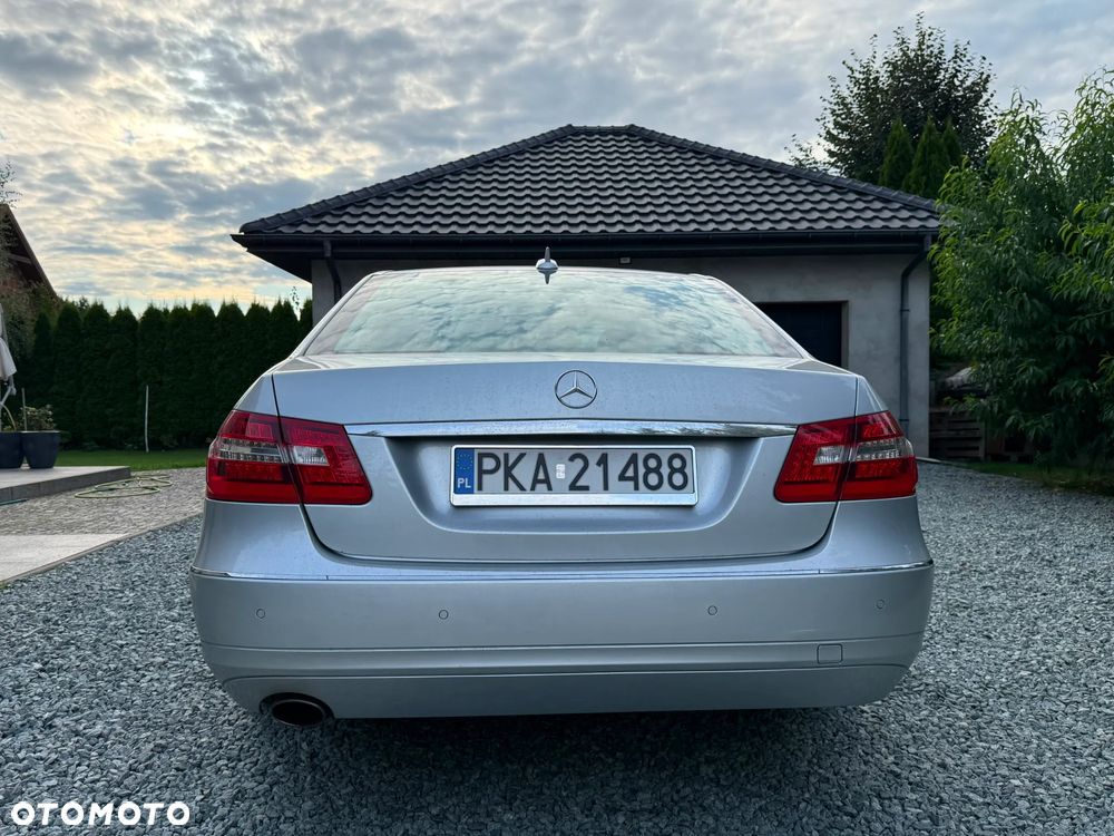 Mercedes-Benz Klasa E - 6