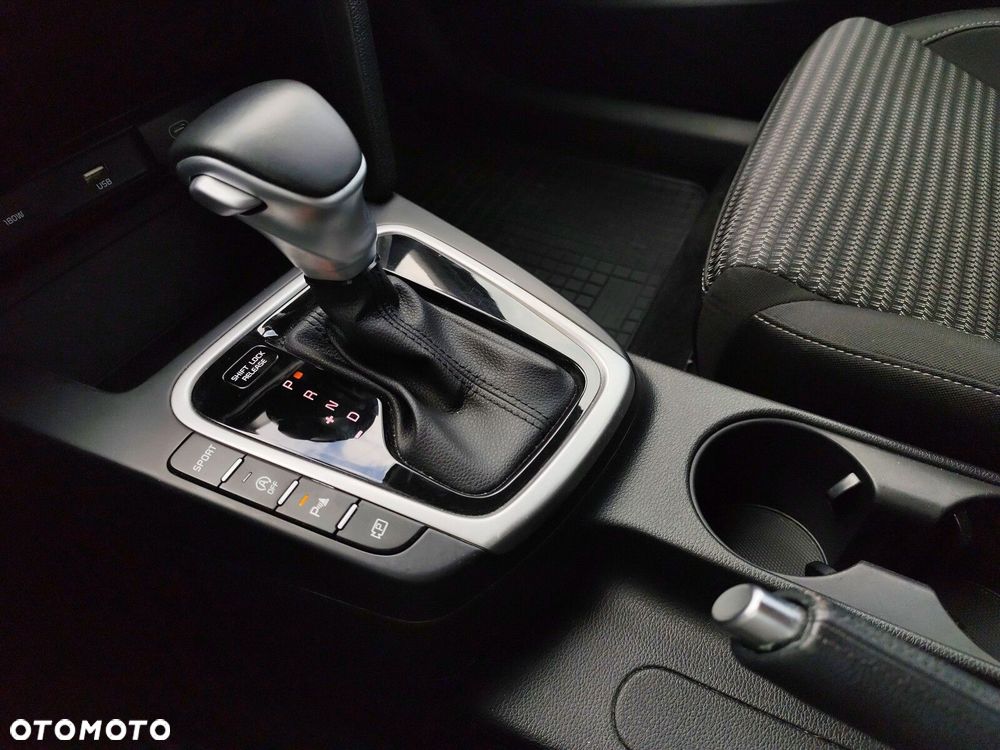 Kia XCeed 1.5 T-GDI M DCT - 19