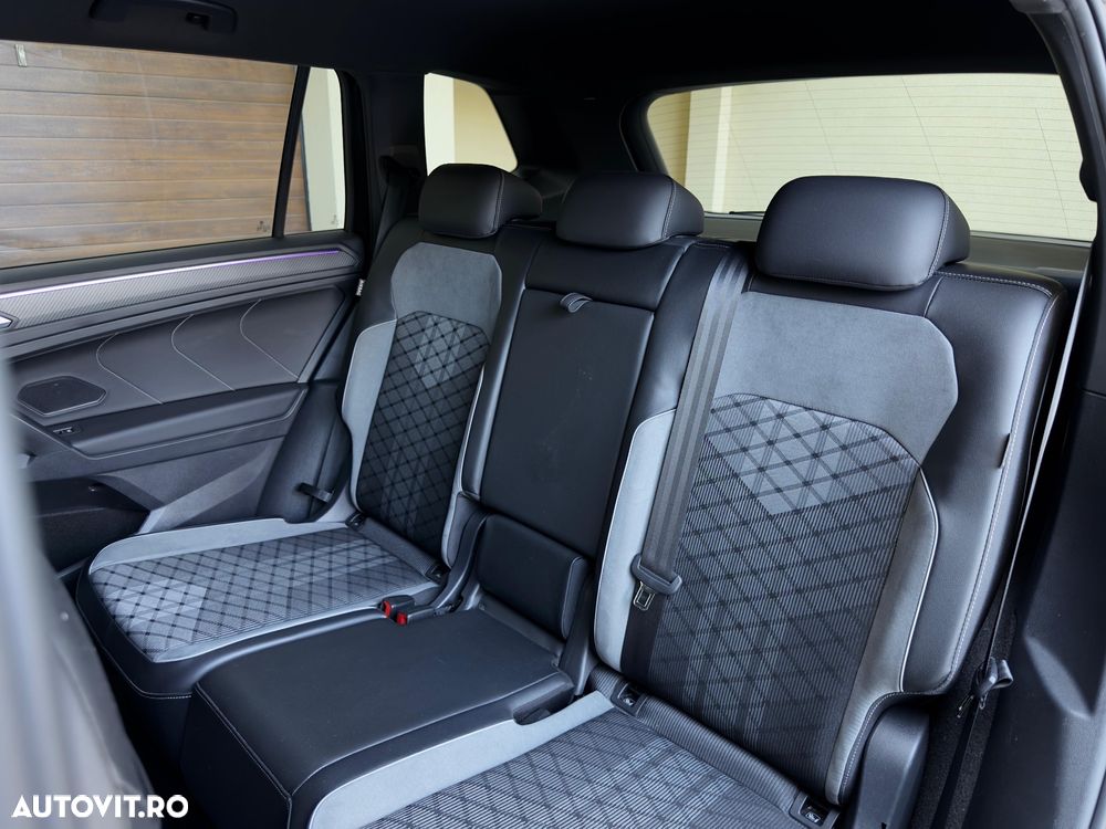 Volkswagen Tiguan - 14