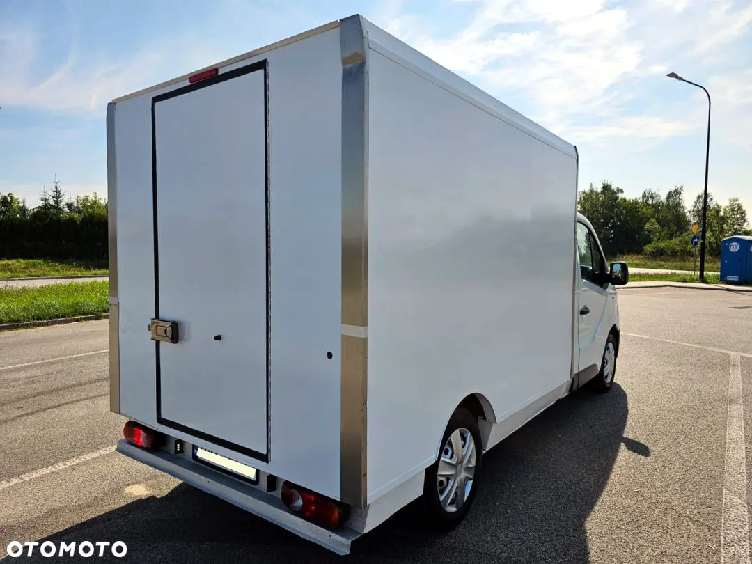 Renault Trafic - 10