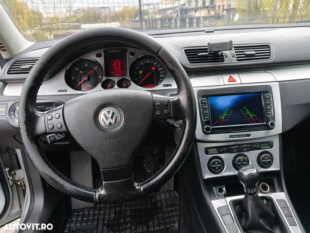 Volkswagen Passat Variant 2.0 TDI Highline DPF 4Motion - 7