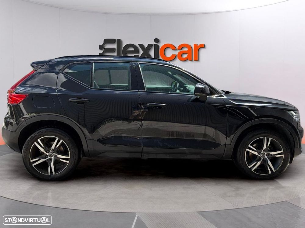 Volvo XC 40 2.0 D3 R-Design Geartronic - 3