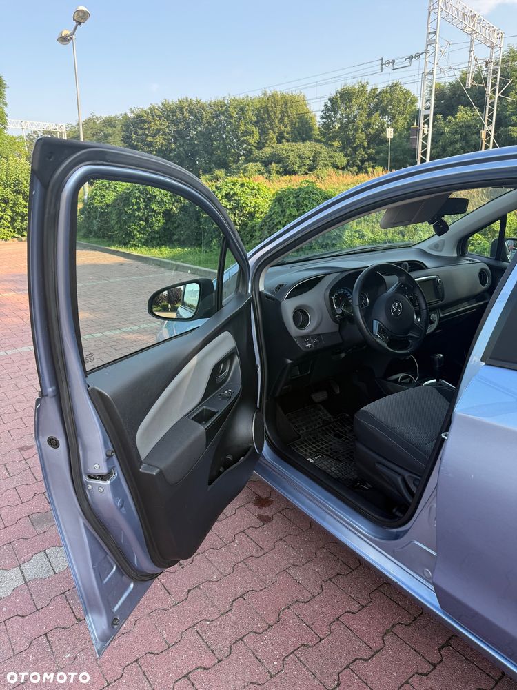 Toyota Yaris - 8