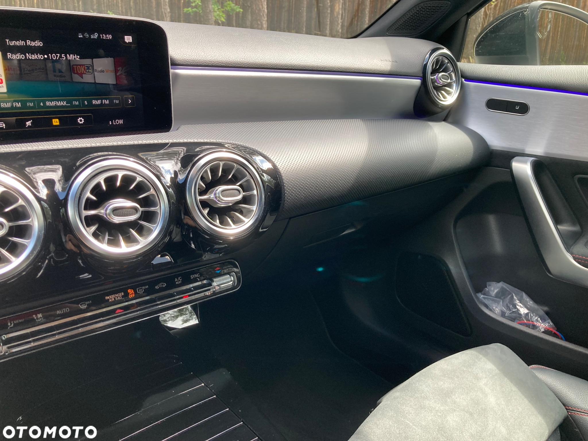 Mercedes-Benz Klasa A 220 AMG Line 7G-DCT - 11