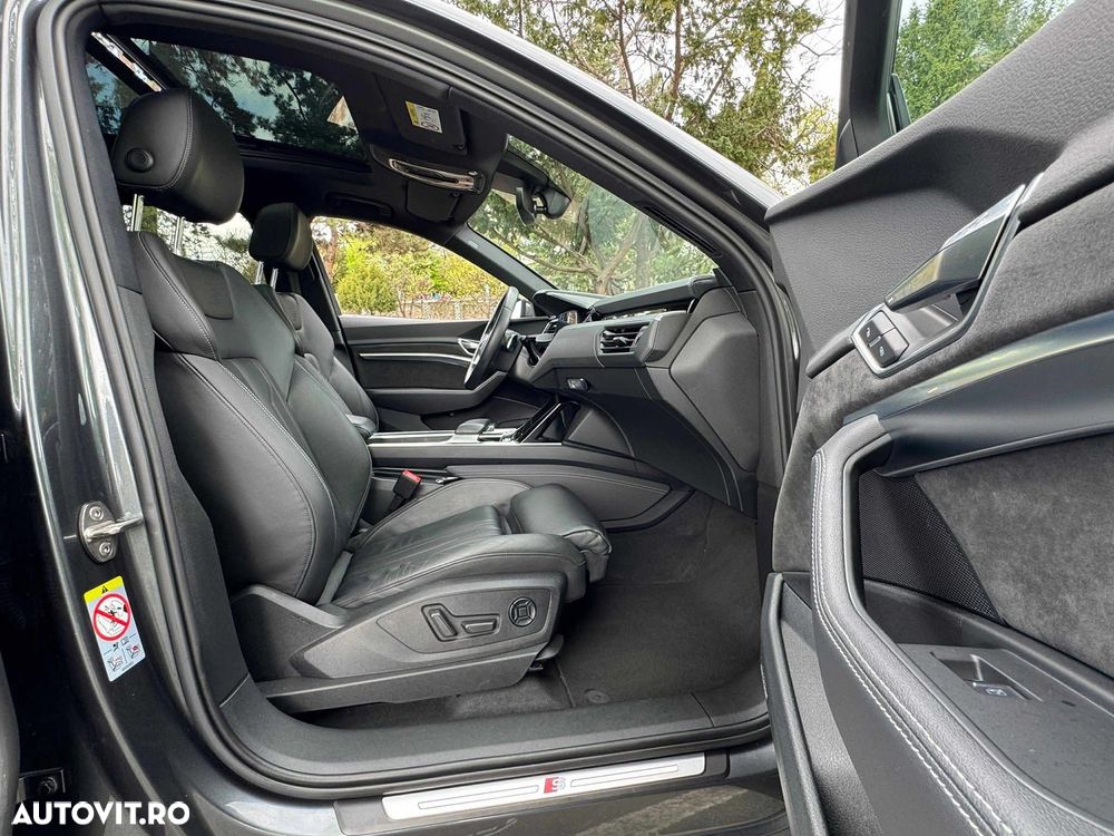 Audi e-tron 50 quattro S line - 13