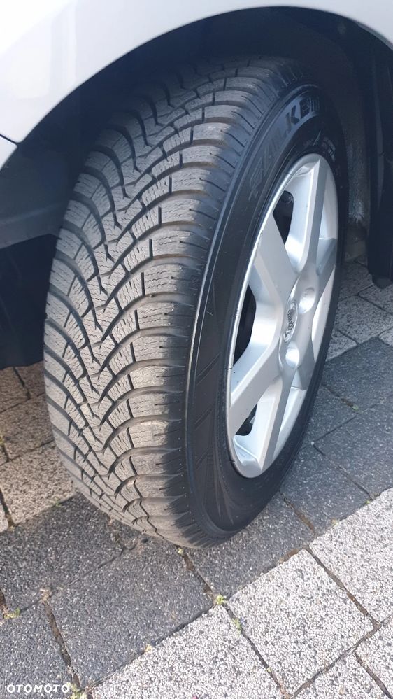 Toyota Yaris - 35