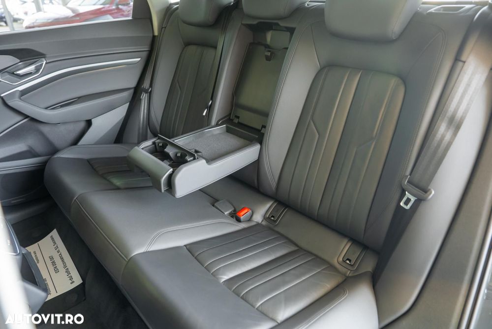 Audi e-tron 50 quattro - 23