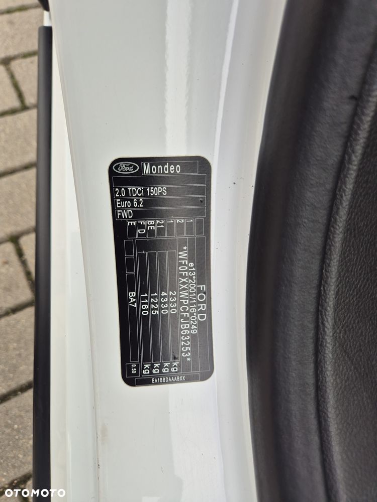Ford Mondeo 2.0 TDCi Titanium PowerShift - 19