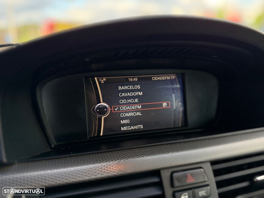 BMW 320 d Cabrio Intense - 17
