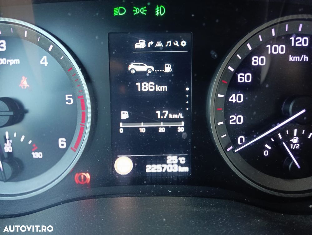 Hyundai Tucson blue 1.7 CRDi 2WD Style - 12