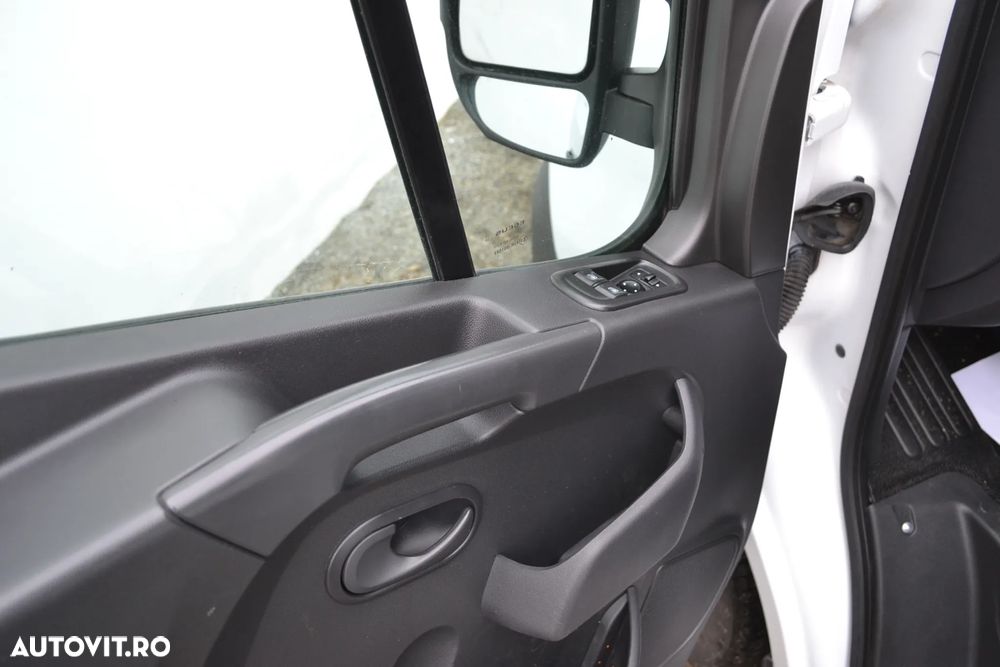 Renault Master DOKA 7 LOCURI - 9