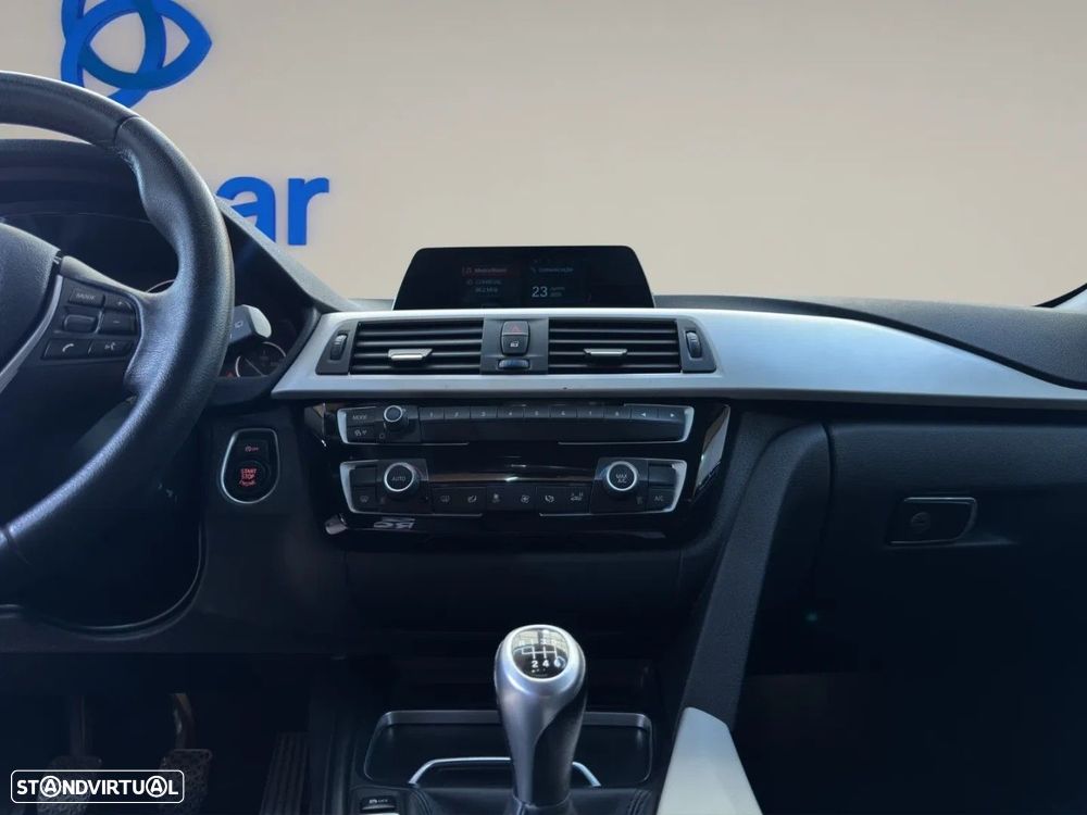 BMW 318 d Advantage - 12