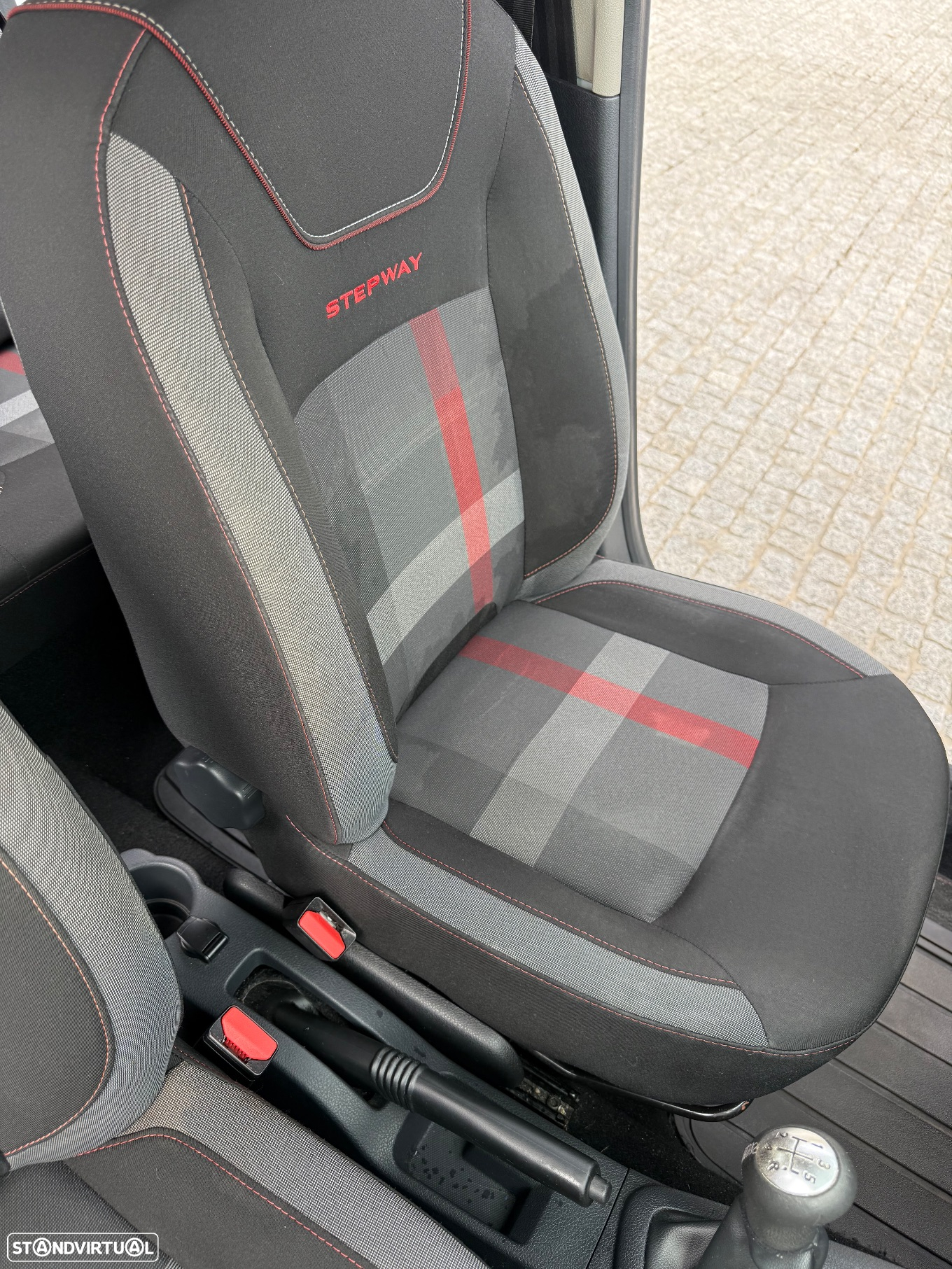 Dacia Sandero 0.9 TCe Stepway Bi-Fuel - 42