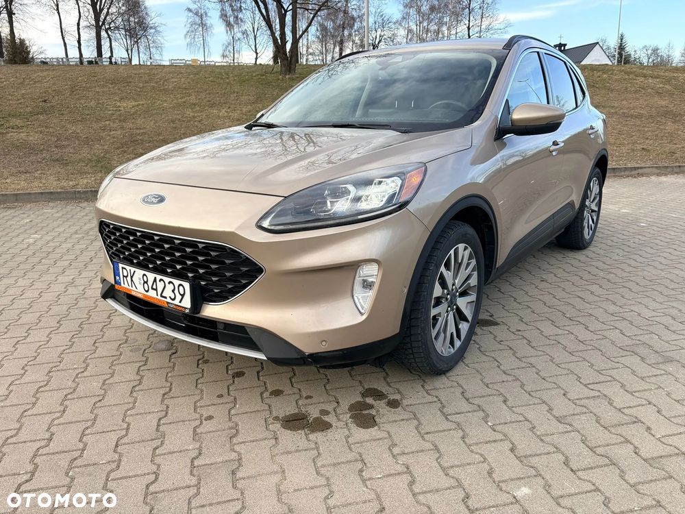 Ford Kuga - 10