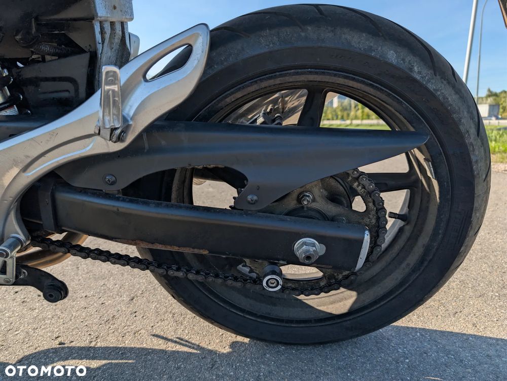 Suzuki Gladius - 9