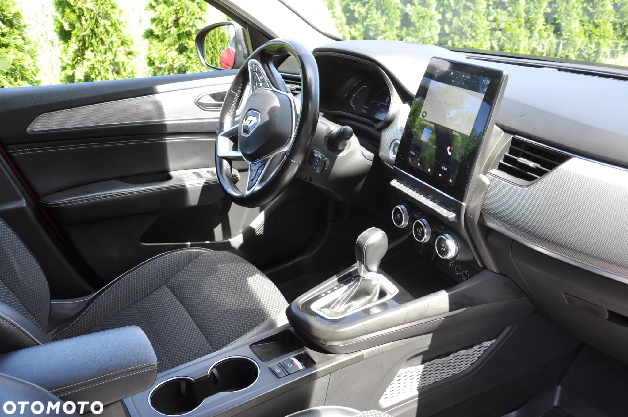 Renault Arkana 1.6 E-TECH Intens MMT - 16