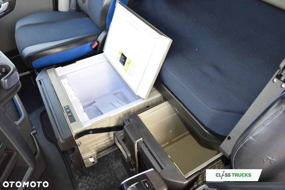 Volvo FH 460 Globetrotter XL i-Save - 10