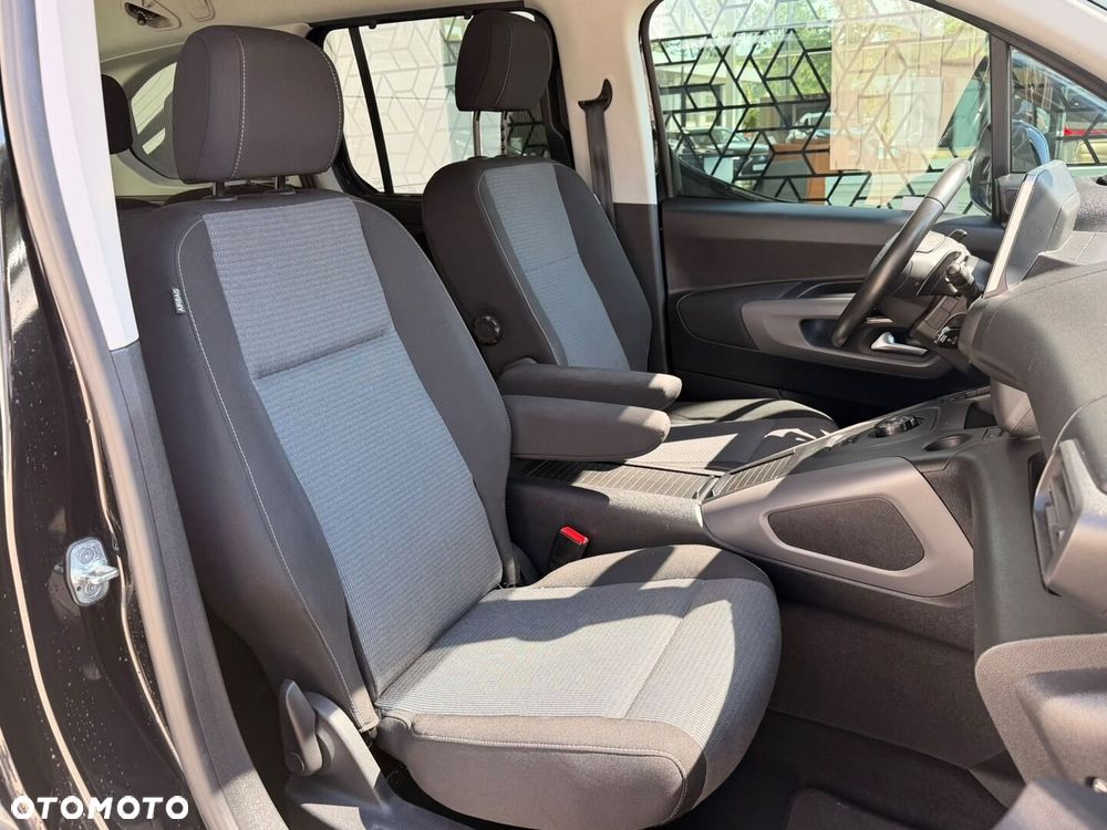 Toyota Proace City Verso 1.2 D-4T Family - 19