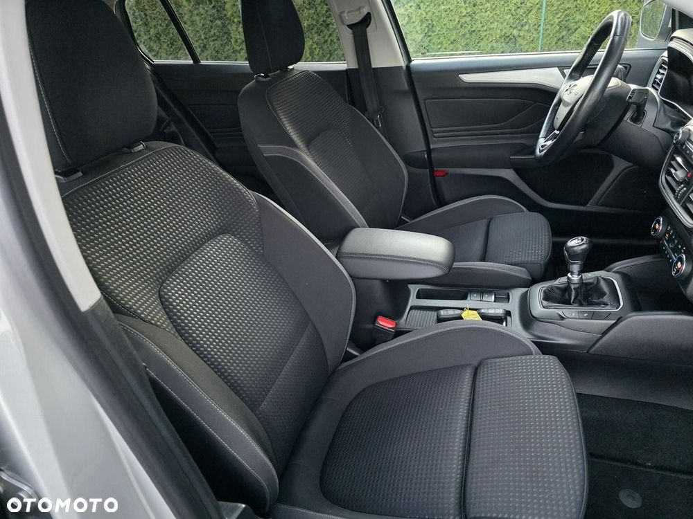 Ford Focus - 19