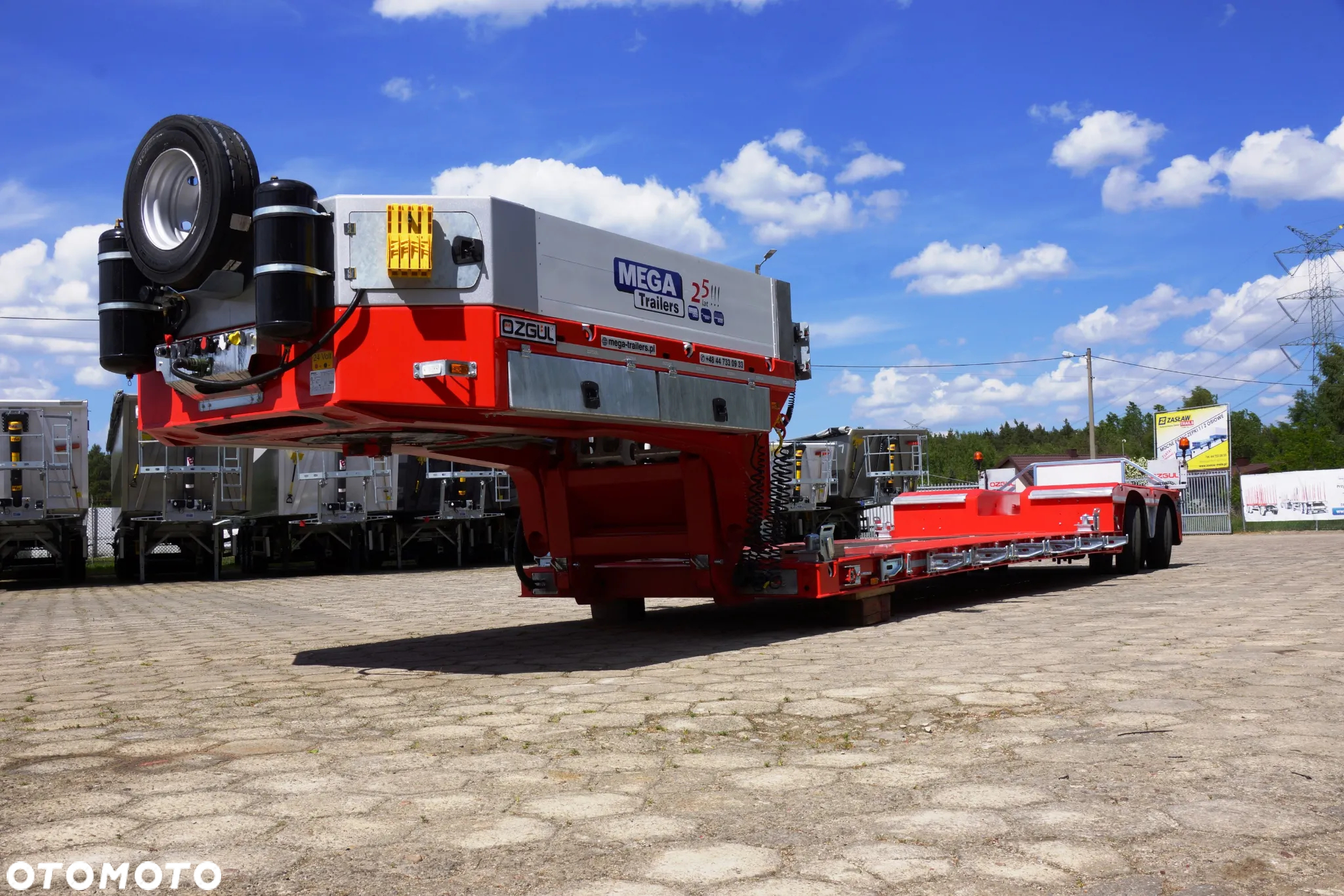 Inny TIEFBETT - MEGA TRAILERS - wersja STRONG - OSIE SAF - TRIDECK - ALUFELGI - 41