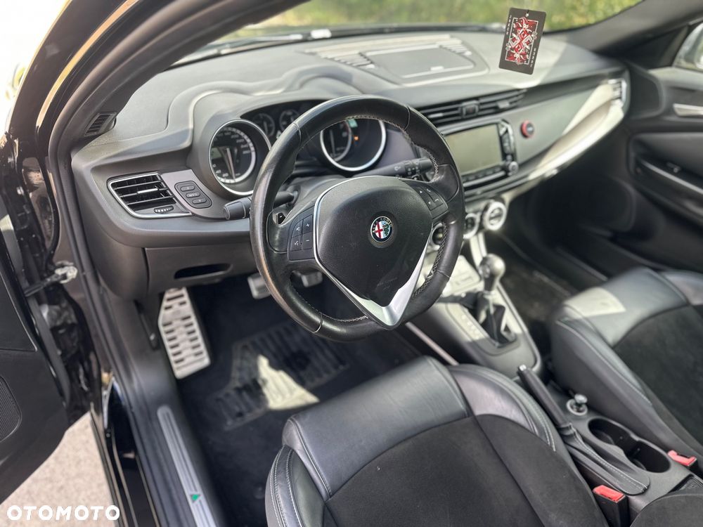 Alfa Romeo Giulietta 1750 TBi QV TCT - 19
