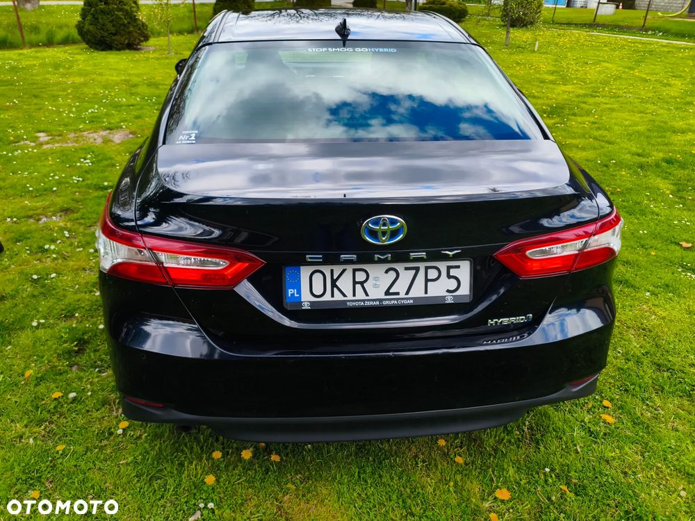Toyota Camry 2.5 Hybrid Comfort CVT - 4