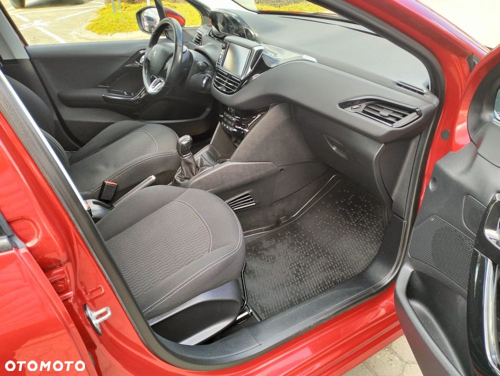 Peugeot 208 1.2 PureTech Active - 9