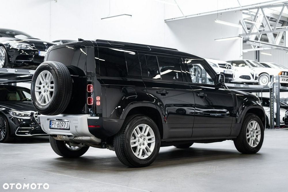 Land Rover Defender - 11