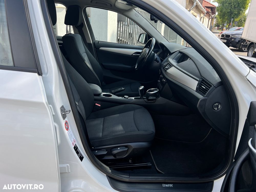 BMW X1 sDrive16d - 14