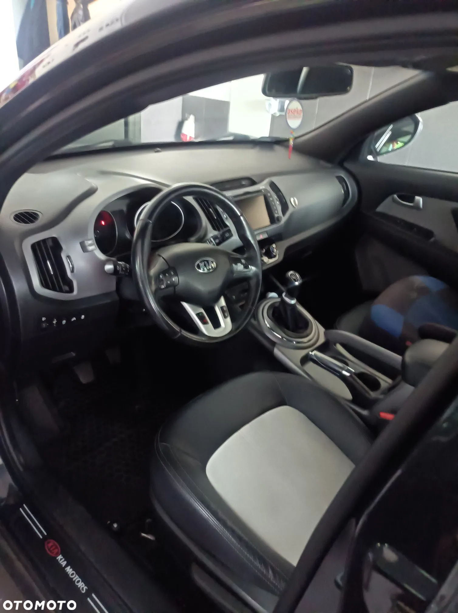 Kia Sportage 1.7 CRDI Business Line L 2WD - 6
