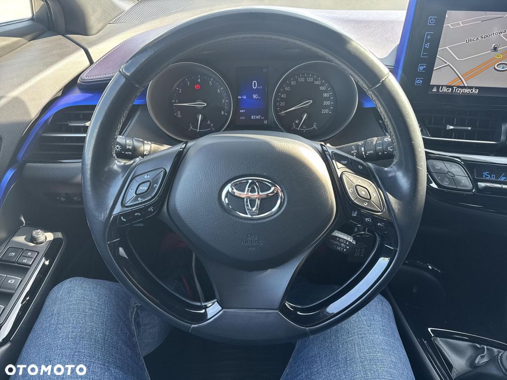 Toyota C-HR 1.2 T Dynamic - 11