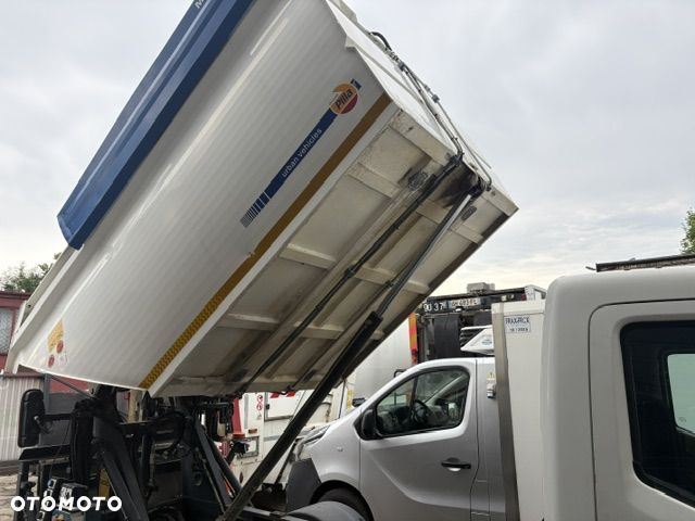Nissan NT400 Śmieciarka Euro 6 + 5m3 + 3.5t + kat. B - 14