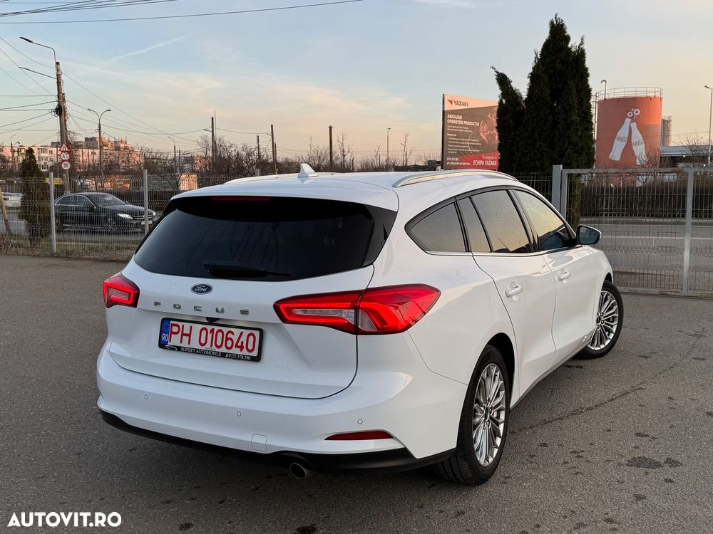 Ford Focus 1.5 EcoBlue Start-Stopp-System TITANIUM - 20