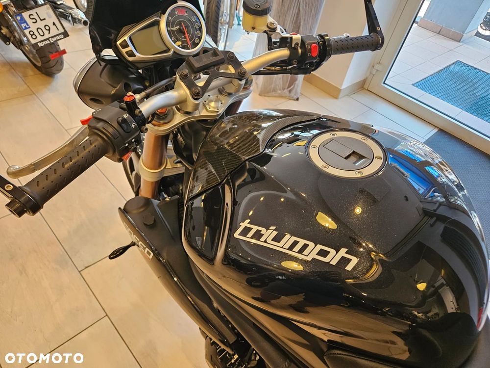 Triumph Speed Triple - 8