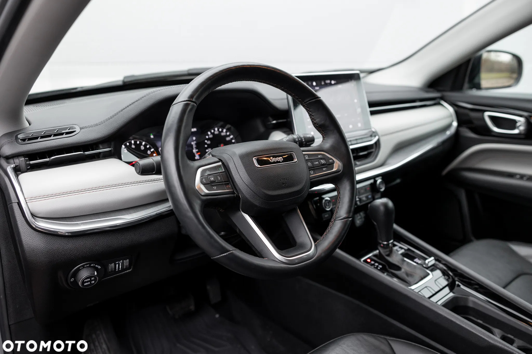Jeep Compass - 19