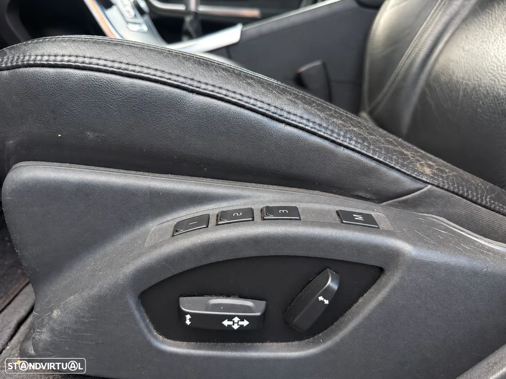 Volvo V60 DRIVe Momentum - 12