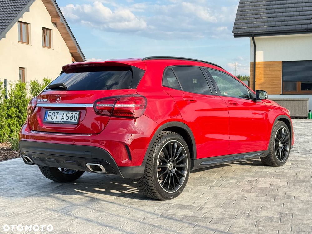 Mercedes-Benz GLA 200 7G-DCT Peak Edition - 8