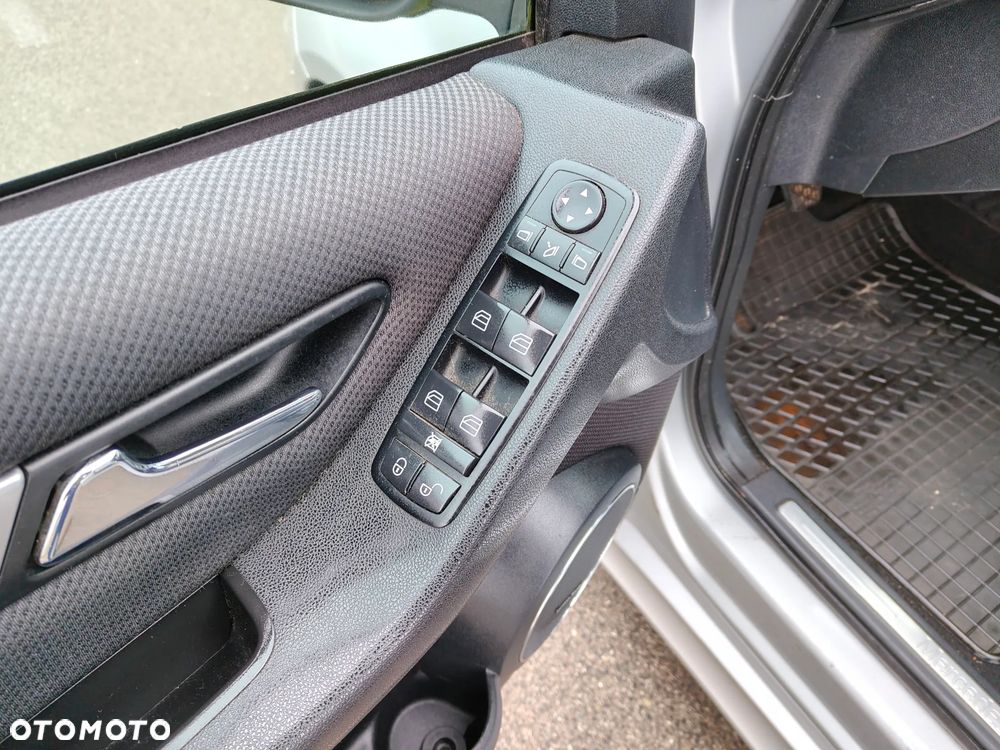 Mercedes-Benz Klasa B 180 CDI Special Edition - 11