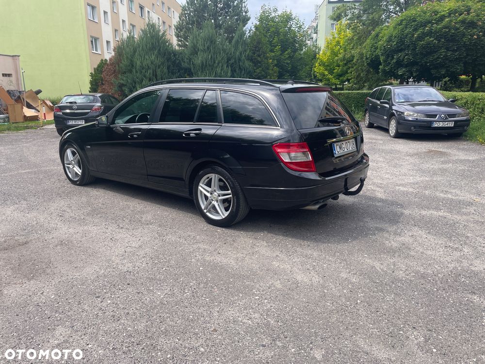 Mercedes-Benz Klasa C 200 CDI BlueEff Avantgarde - 17