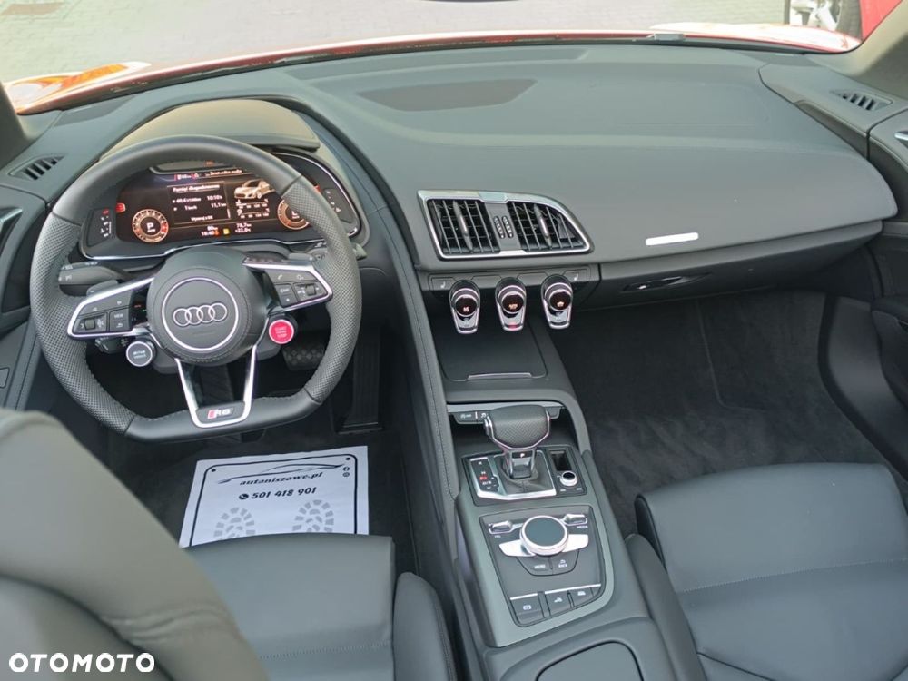 Audi R8 Spyder - 20